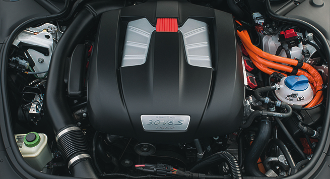 Un motor V6 de mucho torque y doble turbo promete consumo de 13.8 kpl