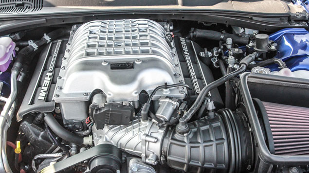 Dodge Challenger Hellcat Redeye motor
