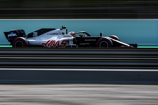 Magnussen (FOTO: Andy Hone/Haas F1 Team)