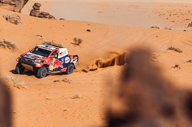 Nasser Al-Attiyah se agenció su quinta victoria de etapa en el Rally Dakar 2021 (FOTO: Toyota)