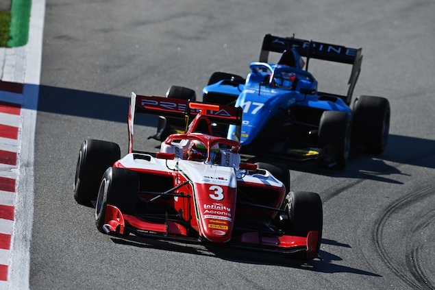 F3: Smolyar y Caldwell, primeros ganadores en España (FOTO: Clive Mason/FIA Formula 3)