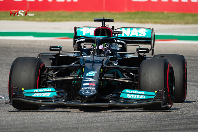 En Mercedes está el dilema sobre si hacer más cambios de motor en el auto de Lewis (FOTO: Nick Hreror para FASTMag)