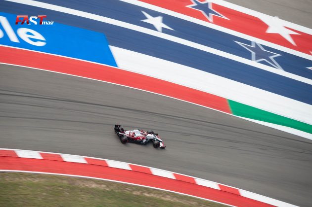 Kimi Raikkönen (Alfa Romeo Racing) durante la tercera práctica libre del GP de Estados Unidos de F1 en el Circuito de las Américas de Austin (FOTO: Nick Hreror para FASTMag)