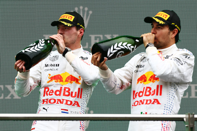 Pérez: "Verstappen ha sido el piloto de la temporada" (FOTO: Mark Thompson/Red Bull Content Pool)
