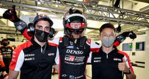 Buemi, Nakajima y Hartley, en PP de las "6H de Baréin" (FOTO: Toyota GAZOO Racing)