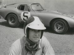 Bob Bondurant, fallecido el viernes, con el Daytona Coupé en 1964 (FOTO: Bondurant Racing School)