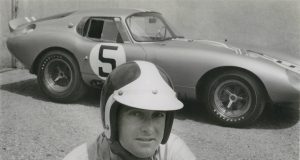 Bob Bondurant, fallecido el viernes, con el Daytona Coupé en 1964 (FOTO: Bondurant Racing School)