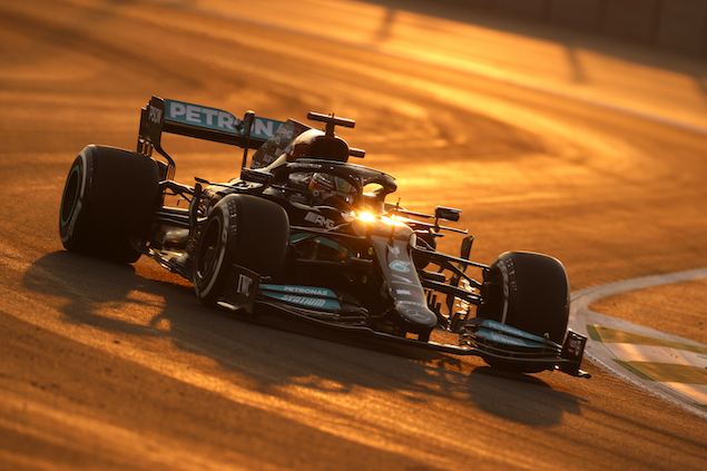 Hamilton, sin sanciones tras incidentes en práctica de Arabia (FOTO: Steven Tee/Pirelli Motorsport)