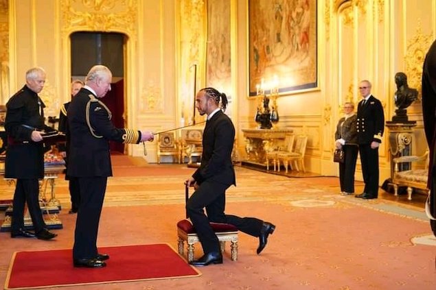 Sir Lewis Hamilton recibió oficialmente título de Caballero (FOTO: The Royal Family)