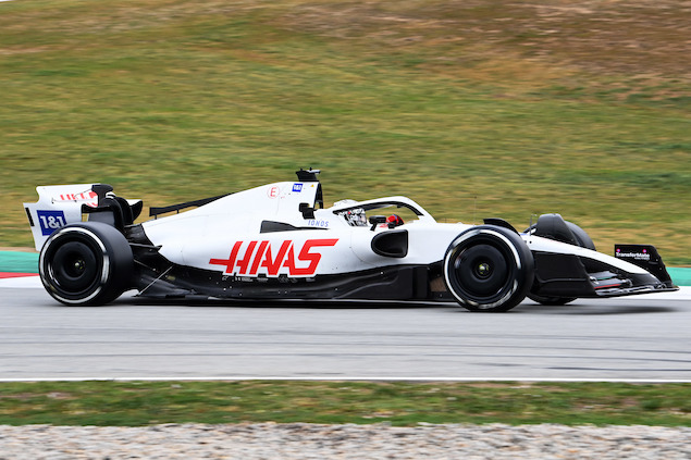 Problemas de logística retrasan a Haas para pretemporada en Baréin (FOTO: Mark Sutton/Haas F1)
