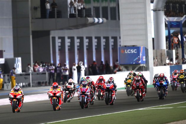 Arranque del Gran Premio de Katar 2022 de MotoGP (FOTO: Gold & Goose/Red Bull Content Pool)