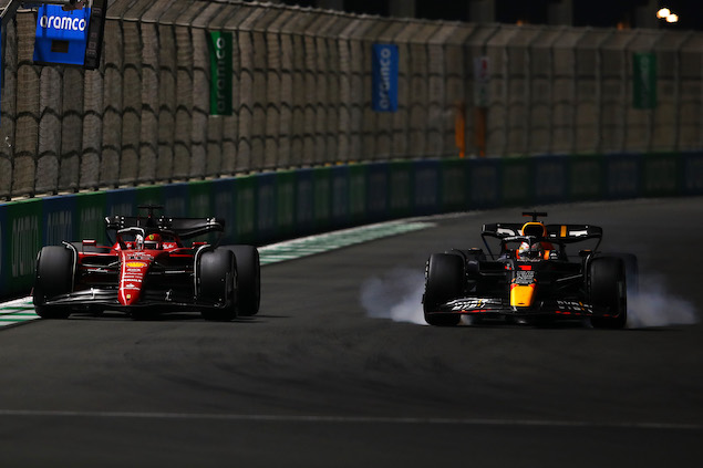 Duelo entre Verstappen y Leclerc (FOTO: Red Bull Content Pool)