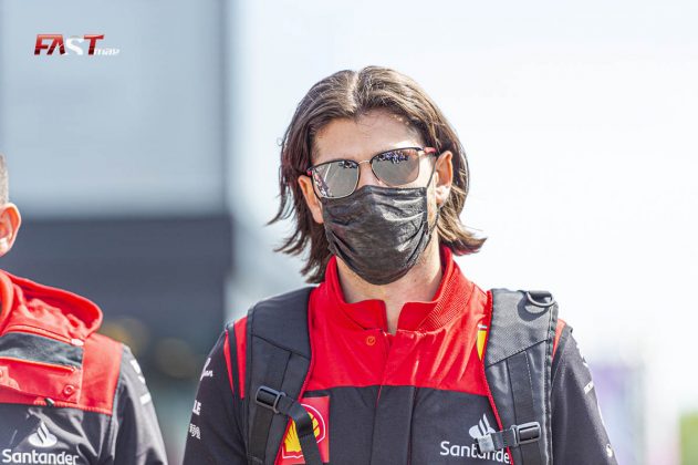 Antonio Giovinazzi, reserva de Scuderia Ferrari, en la jornada de sábado del GP de Emilia Romaña de F1 2022 en Imola (FOTO: Daniele Benedetti para FASTMag)
