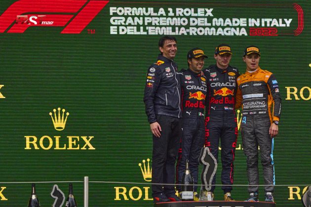 Celebración del podio con Max Verstappen, Sergio Pérez y Lando Norris en el GP de Emilia Romaña de F1 en Imola (FOTO: Piergiorgio Facchinetti para FASTMag)
