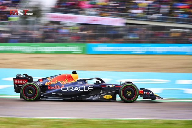 Max Verstappen (Red Bull Racing) durante el viernes de calificación del GP de Emilia Romaña 2022 de F1 (FOTO: Piergiorgio Facchinetti para FASTMag)