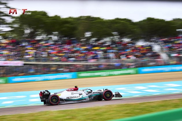 Lewis Hamilton (Mercedes AMG F1) durante el viernes de calificación del GP de Emilia Romaña 2022 de F1 (FOTO: Piergiorgio Facchinetti para FASTMag)