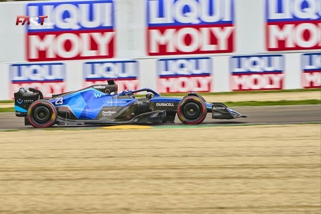 Alex Albon (Williams Racing) durante la Carrera Sprint del GP de Emilia Romaña de F1 2022 en Imola (FOTO: Piergiorgio Facchinetti para FASTMag)