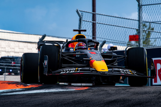 Verstappen reitera: "Hay que asegurarnos de que el auto sea confiable" (FOTO: Studio Colombo/ Pirelli Motorsport)