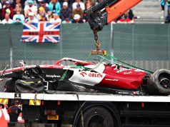 F1 Silverstone: Zhou sale ileso; Albon al hospital tras accidente brutal