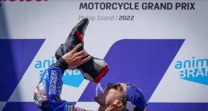 MotoGP Australia: Rins gana, Bagnaia toma liderato del Mundial
