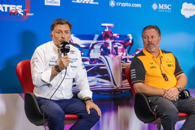 Jost Capito (Williams) y Zak Brown (McLaren) en la rueda de prensa de jefes de equipo de FIA en el GP de Estados Unidos F1 2022 (FOTO: Arturo Vega para FASTMag)