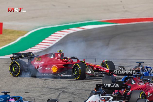 Carlos Sainz II (Ferrari) trompea en el inicio del GP de Estados Unidos F1 2022 (FOTO: Arturo Vega para FASTMag)