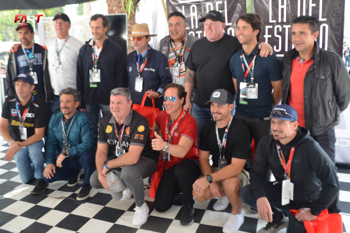 Los participantes en la carrera de Legends Cup en el Autódromo Hermanos Rodríguez (FOTO: Jalife para FASTMag)