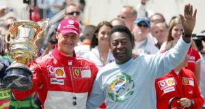 F1 y automovilismo rinden homenaje a Pelé