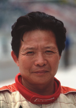 Kubimitsu Takahashi, el primer japonés en vencer en un Gran Premio de motociclismo, ganador de clase en Le Mans e impulsor del deporte en su país, murió el 16 de marzo tras padecer un linfoma. Tenía 82 años.