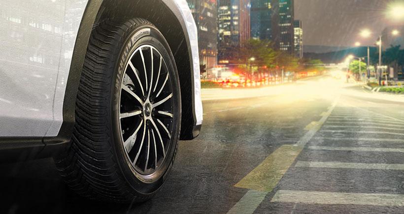 ¿Cuáles son las diferencias entre neumáticos de calle y de carreras? Foto: Michelin