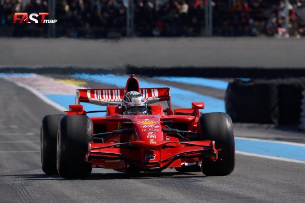 Peter Mann en el Ferrari F2008 de Kimi Raikkönen durante el Gran Premio Histórico de Francia (FOTO: Yann Seite)