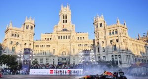RED BULL SHOW RUN: CHECO PÉREZ en las calles de Madrid (FOTO: Red Bull Racing)