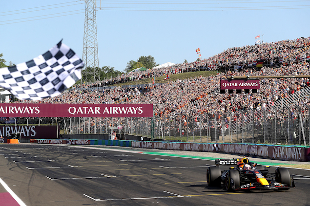 Verstappen domina Hungría, Pérez sube al podio (FOTO: Peter Fox/Red Bull Racing)