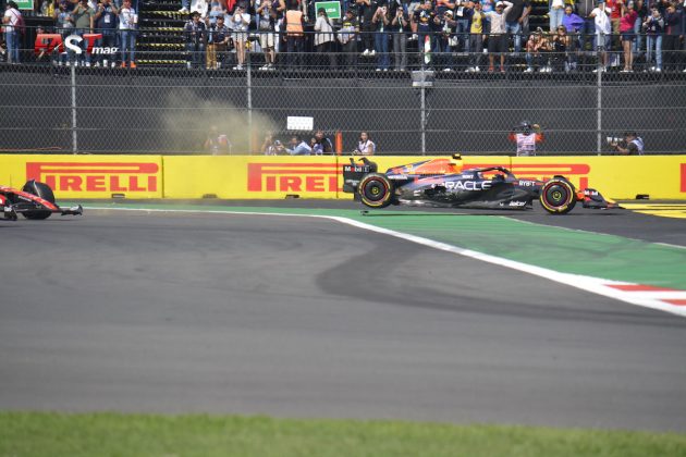 Sergio Pérez (Red Bull Racing) en el accidente de la primera vuelta del GP de Ciudad de México F1 2023 (FOTO: Carlos A. Jalife)