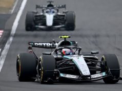 Mercedes arrasa en China: para George es el Sprint y para Kimi, el GP; Checo, último